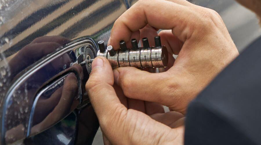 Expert Emergency Roof Repairs services in Cobb, CA